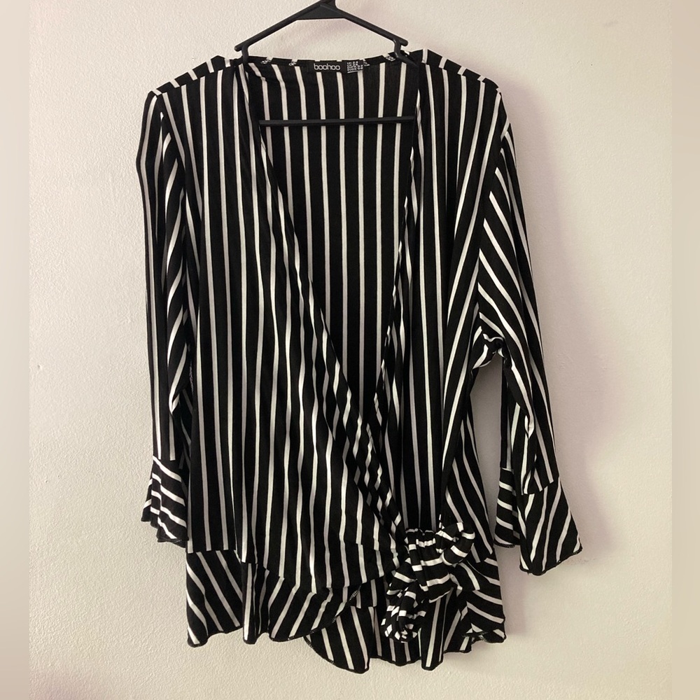 BooHoo Black & White Wrap Blouse